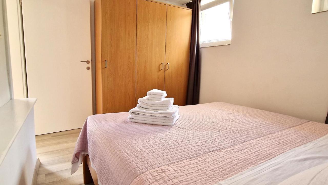 Apartment Jagoda Krk Town Esterno foto